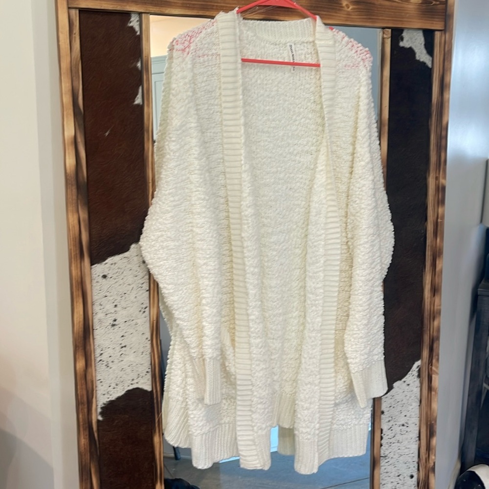 3X Cream Cardigan